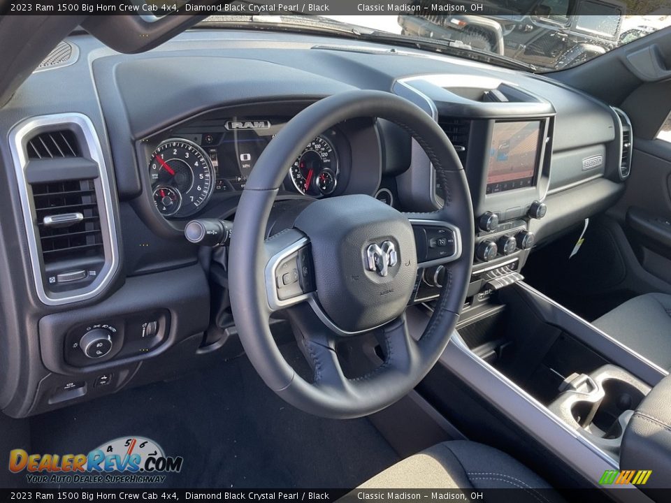 2023 Ram 1500 Big Horn Crew Cab 4x4 Diamond Black Crystal Pearl / Black Photo #4
