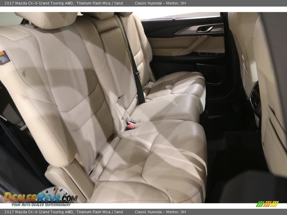 2017 Mazda CX-9 Grand Touring AWD Titanium Flash Mica / Sand Photo #17