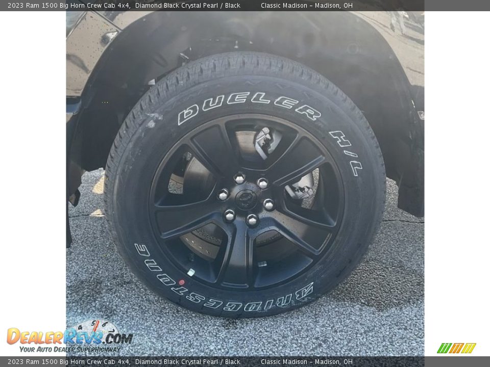 2023 Ram 1500 Big Horn Crew Cab 4x4 Diamond Black Crystal Pearl / Black Photo #13