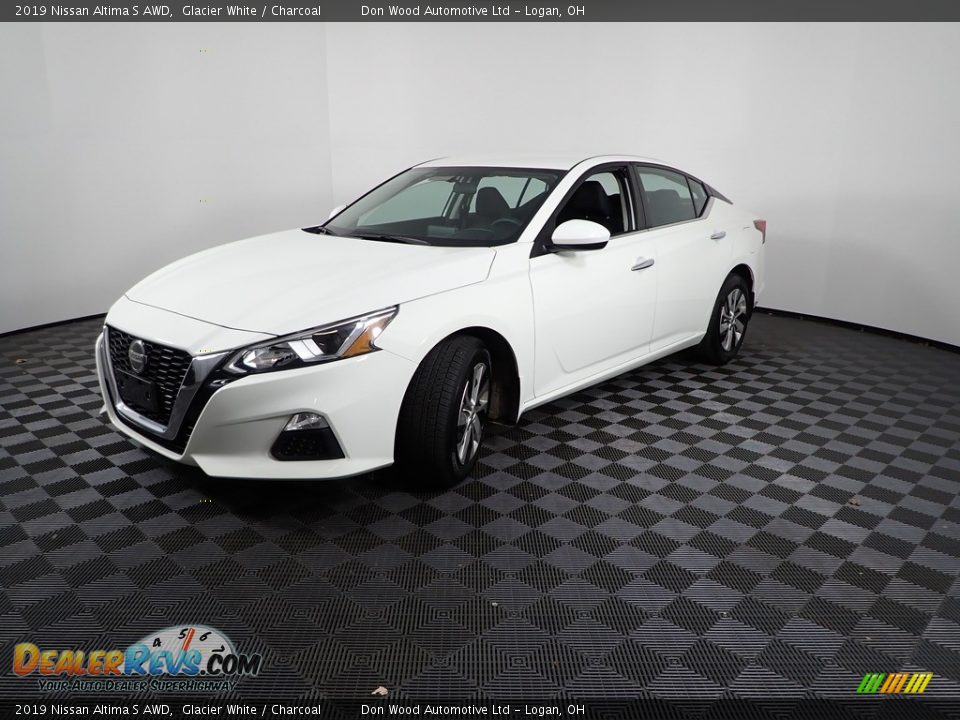 2019 Nissan Altima S AWD Glacier White / Charcoal Photo #5