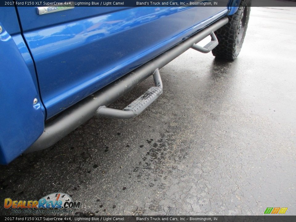 2017 Ford F150 XLT SuperCrew 4x4 Lightning Blue / Light Camel Photo #30