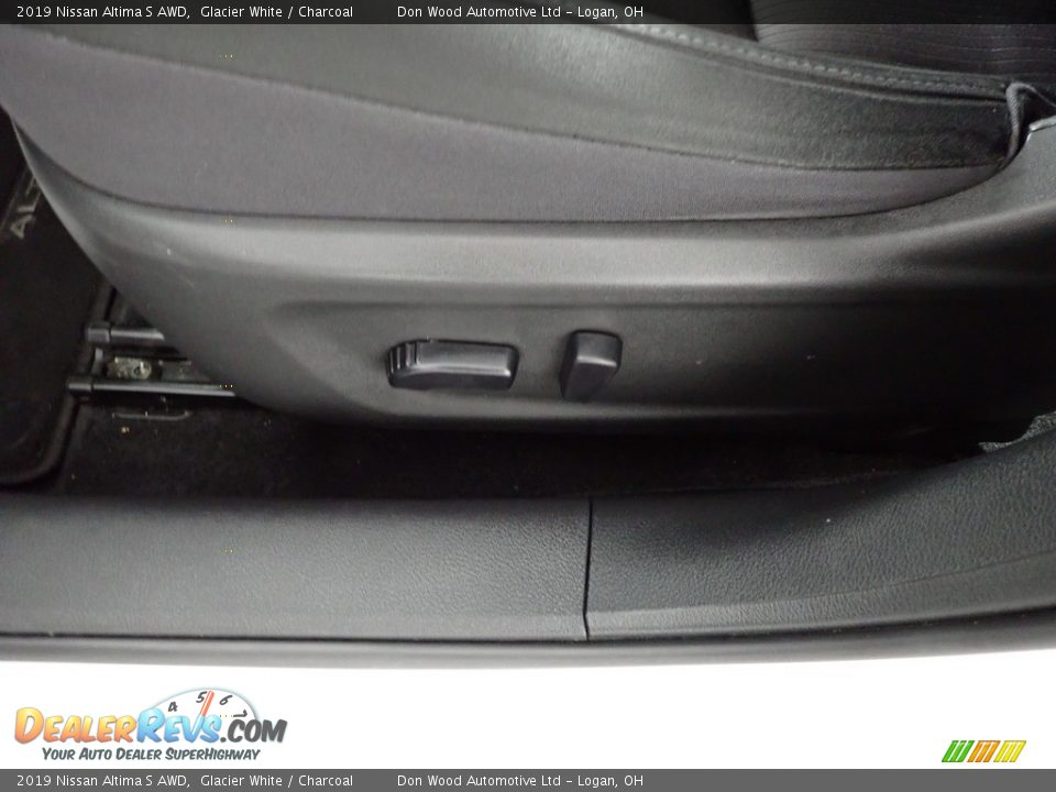 2019 Nissan Altima S AWD Glacier White / Charcoal Photo #13