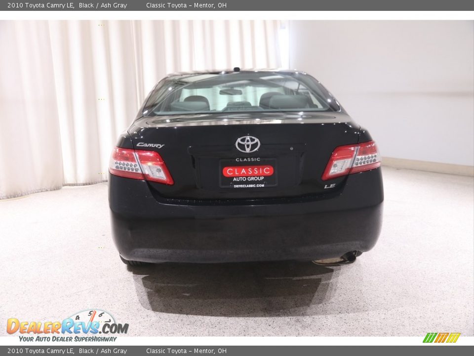 2010 Toyota Camry LE Black / Ash Gray Photo #17