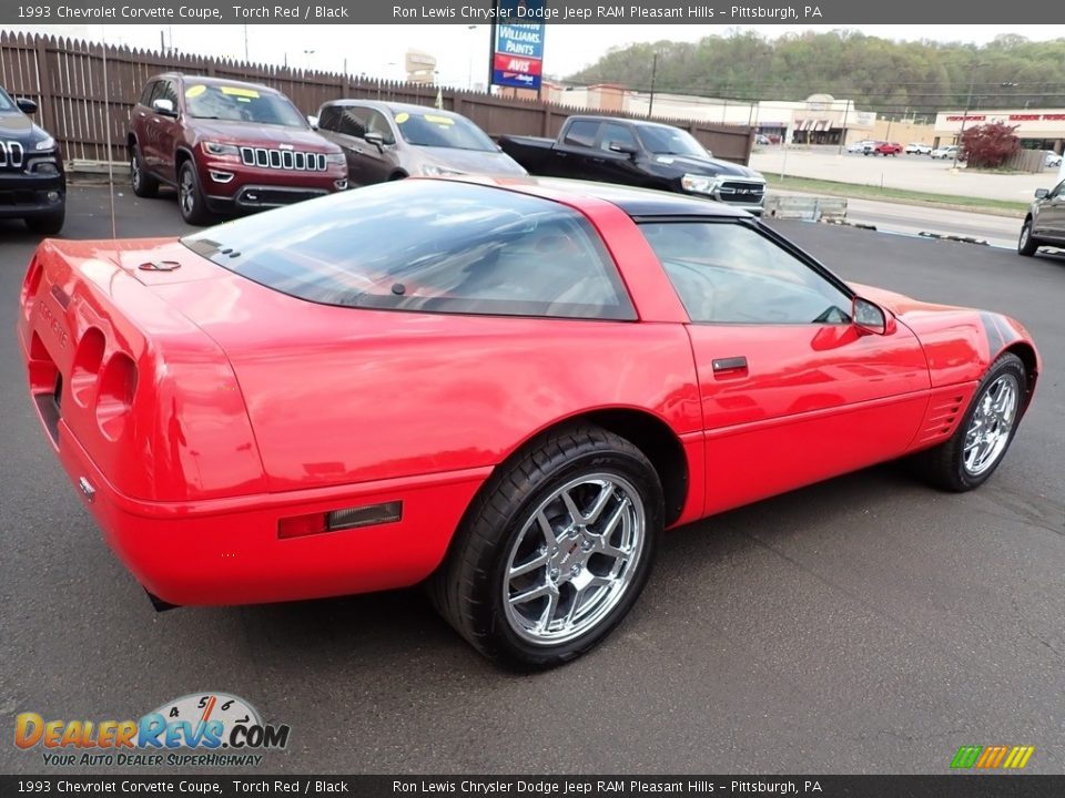 1993 Chevrolet Corvette Coupe Torch Red / Black Photo #6