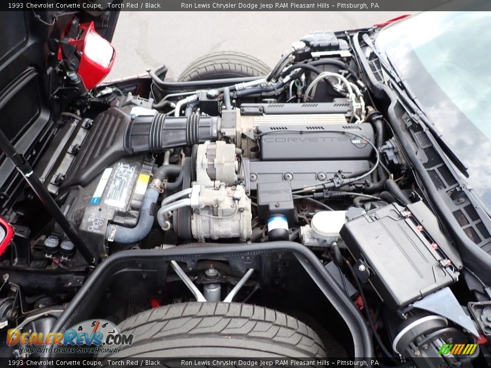 1993 Chevrolet Corvette Coupe Torch Red / Black Photo #11