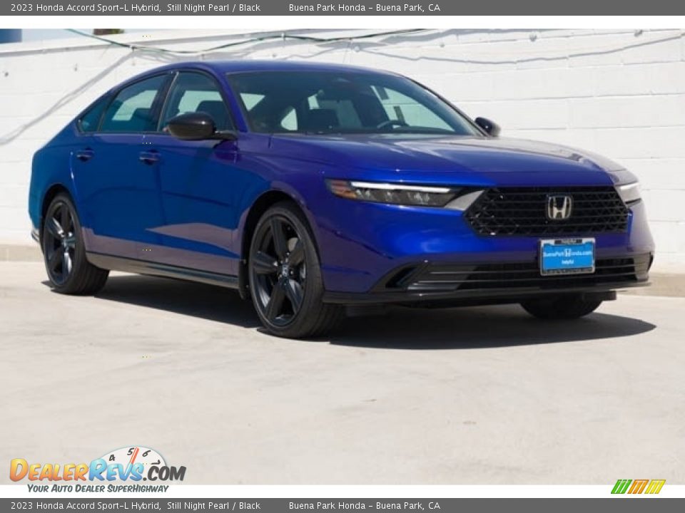 Front 3/4 View of 2023 Honda Accord Sport-L Hybrid Photo #1