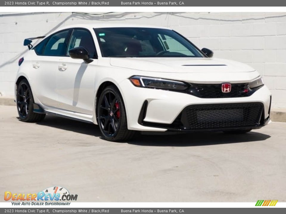 Front 3/4 View of 2023 Honda Civic Type R Photo #1