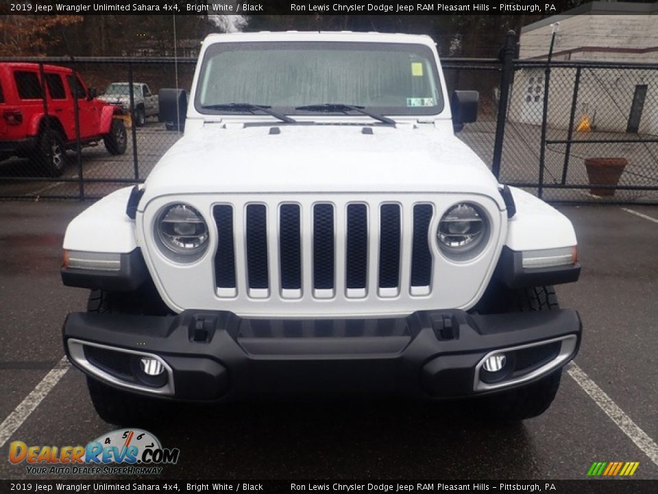 2019 Jeep Wrangler Unlimited Sahara 4x4 Bright White / Black Photo #3