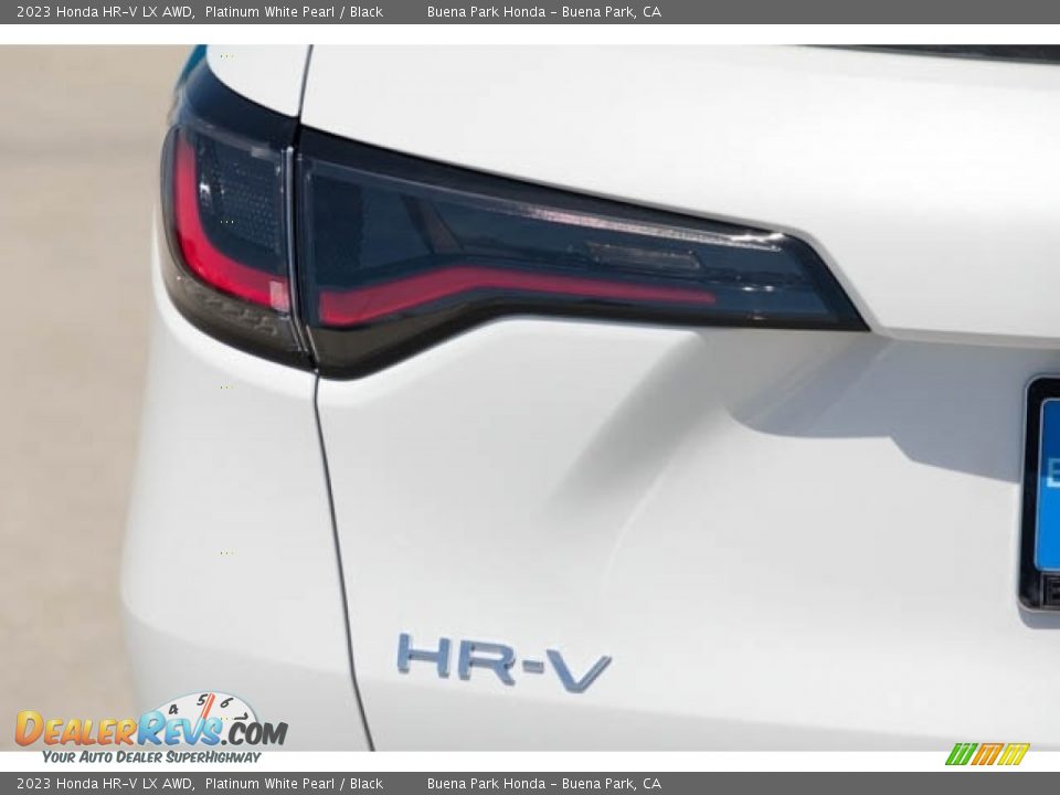 2023 Honda HR-V LX AWD Platinum White Pearl / Black Photo #8