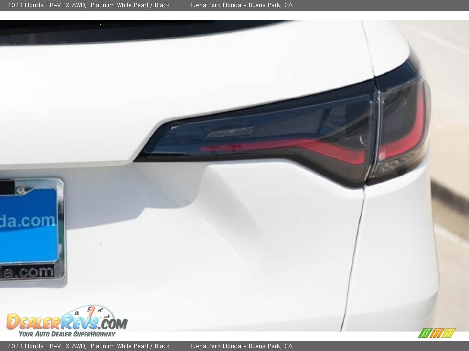 2023 Honda HR-V LX AWD Platinum White Pearl / Black Photo #9