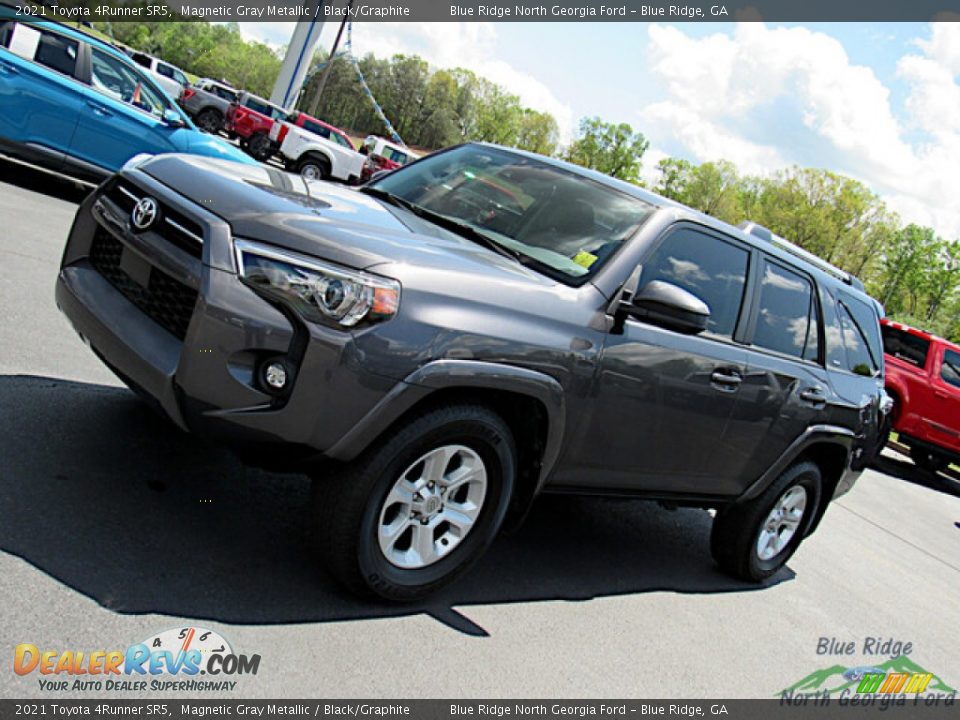 2021 Toyota 4Runner SR5 Magnetic Gray Metallic / Black/Graphite Photo #26