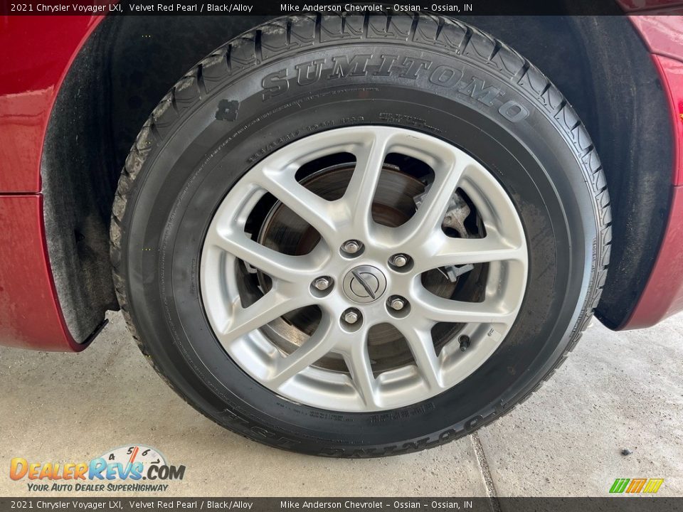 2021 Chrysler Voyager LXI Wheel Photo #11