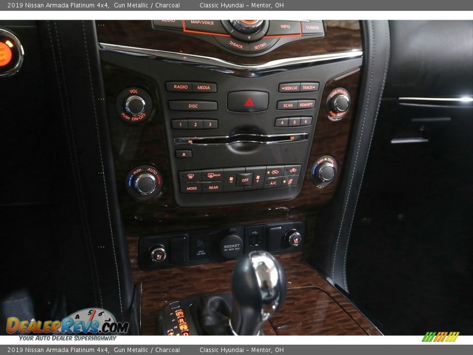 Controls of 2019 Nissan Armada Platinum 4x4 Photo #15