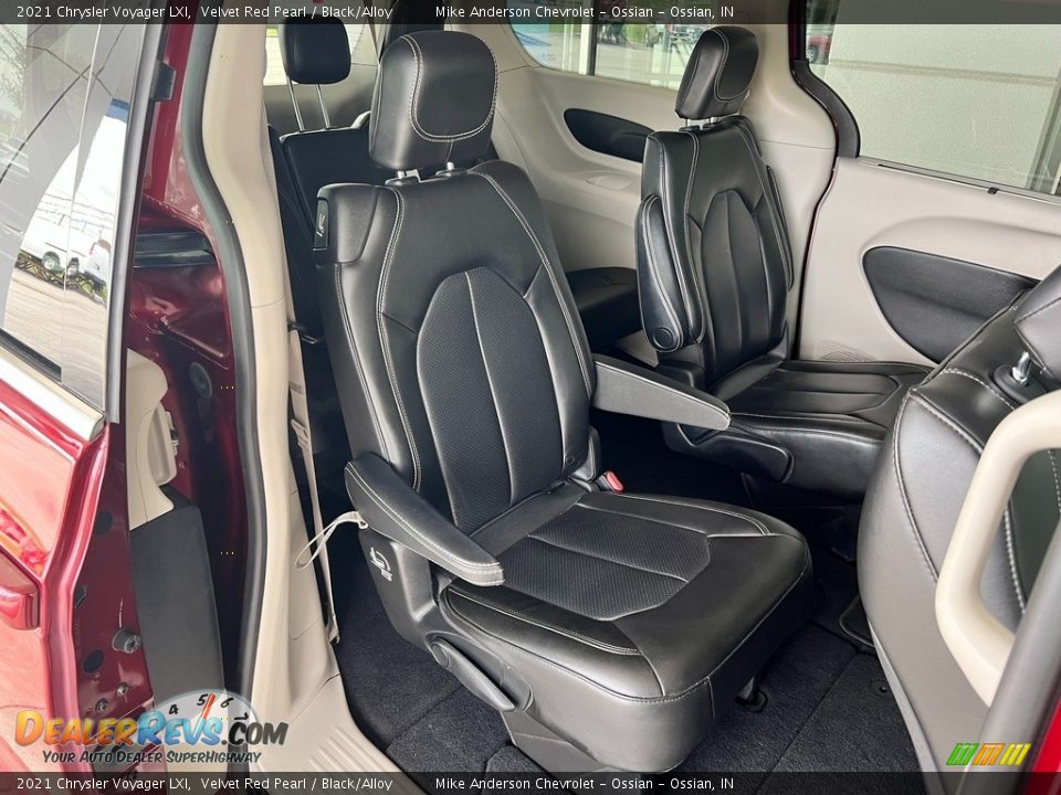 Rear Seat of 2021 Chrysler Voyager LXI Photo #24