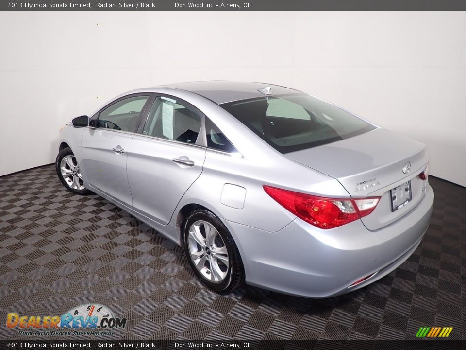 2013 Hyundai Sonata Limited Radiant Silver / Black Photo #8