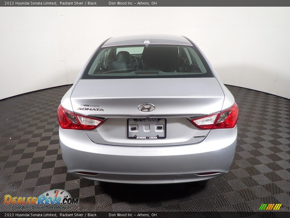 2013 Hyundai Sonata Limited Radiant Silver / Black Photo #9