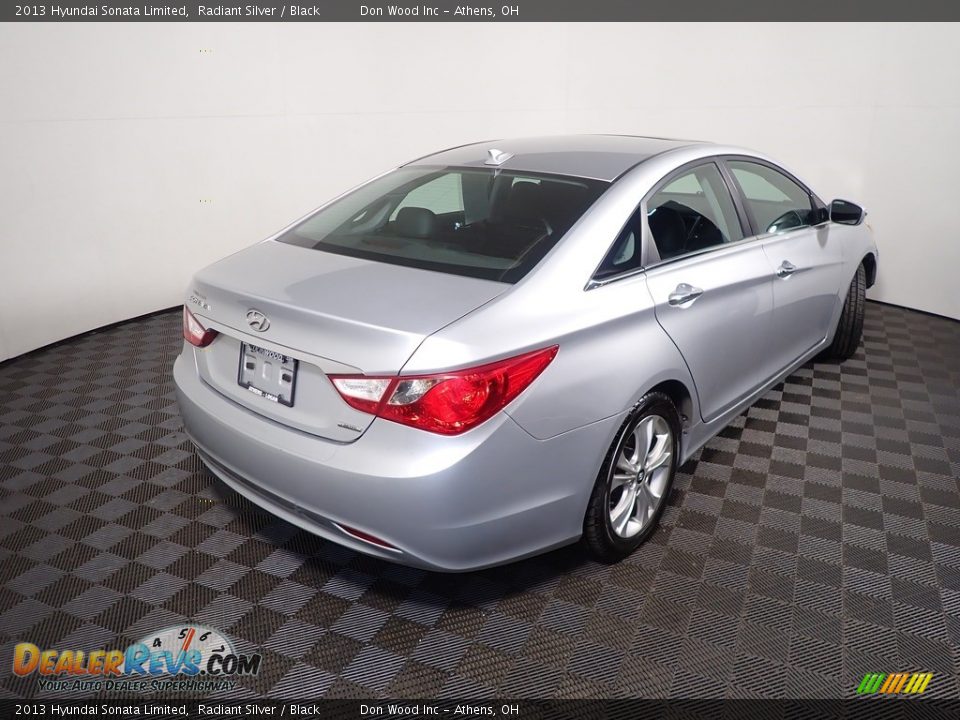 2013 Hyundai Sonata Limited Radiant Silver / Black Photo #11