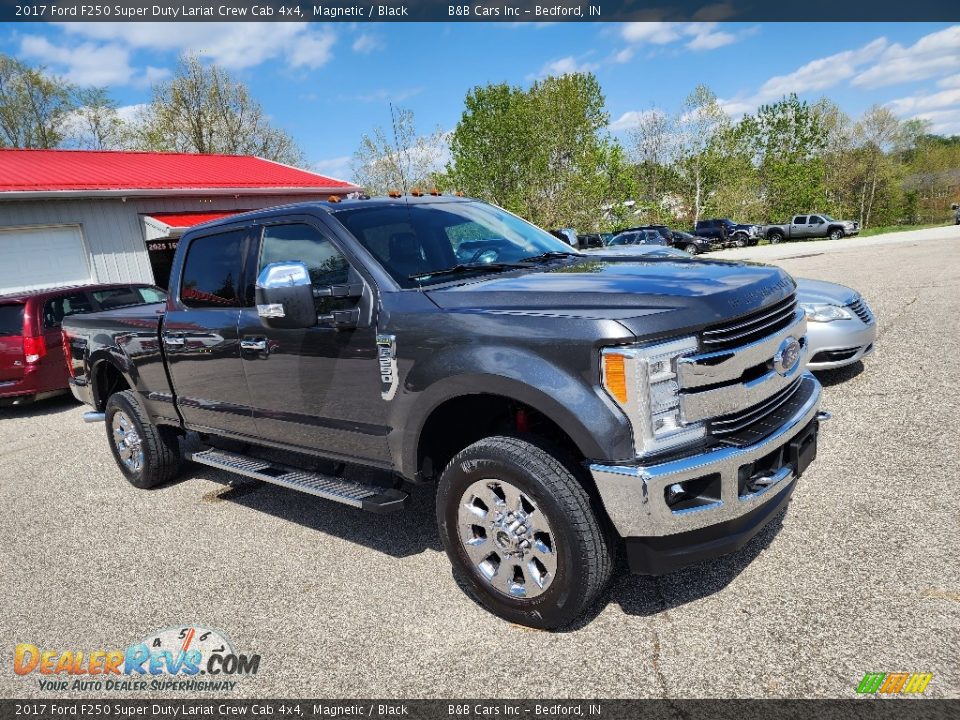 2017 Ford F250 Super Duty Lariat Crew Cab 4x4 Magnetic / Black Photo #2