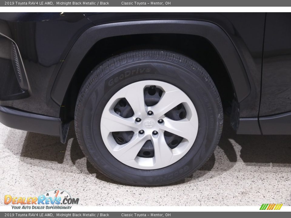 2019 Toyota RAV4 LE AWD Midnight Black Metallic / Black Photo #19