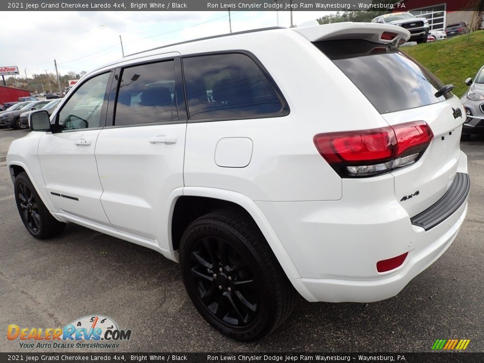 2021 Jeep Grand Cherokee Laredo 4x4 Bright White / Black Photo #3