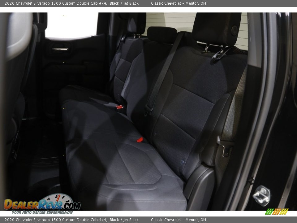 2020 Chevrolet Silverado 1500 Custom Double Cab 4x4 Black / Jet Black Photo #18