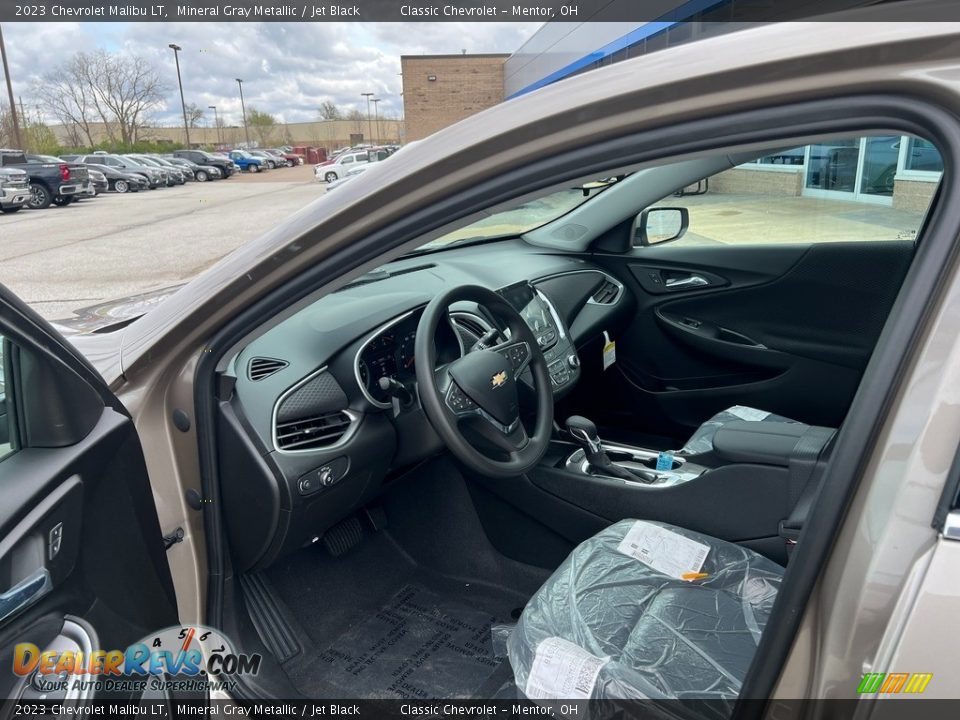 2023 Chevrolet Malibu LT Mineral Gray Metallic / Jet Black Photo #3