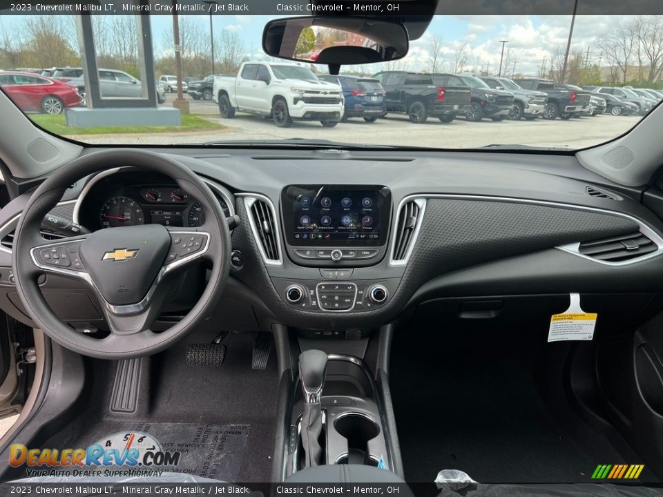 2023 Chevrolet Malibu LT Mineral Gray Metallic / Jet Black Photo #4