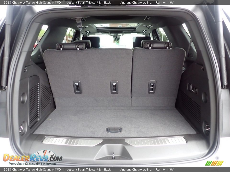 2023 Chevrolet Tahoe High Country 4WD Iridescent Pearl Tricoat / Jet Black Photo #5