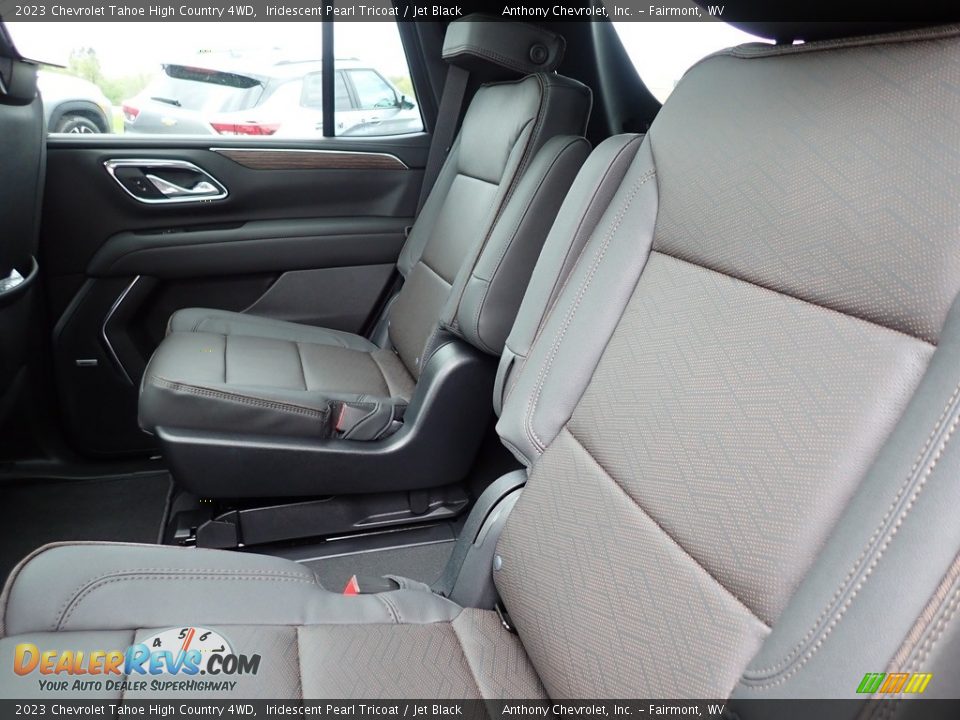 2023 Chevrolet Tahoe High Country 4WD Iridescent Pearl Tricoat / Jet Black Photo #12