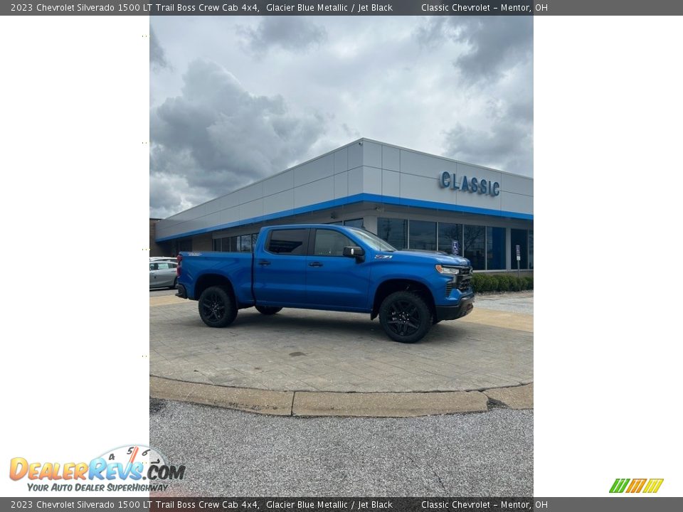 2023 Chevrolet Silverado 1500 LT Trail Boss Crew Cab 4x4 Glacier Blue Metallic / Jet Black Photo #2