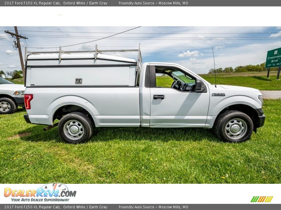 2017 Ford F150 XL Regular Cab Oxford White / Earth Gray Photo #3