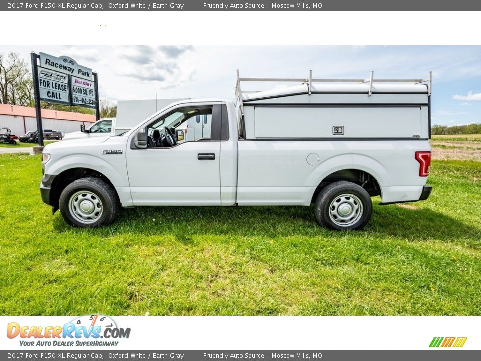 2017 Ford F150 XL Regular Cab Oxford White / Earth Gray Photo #7