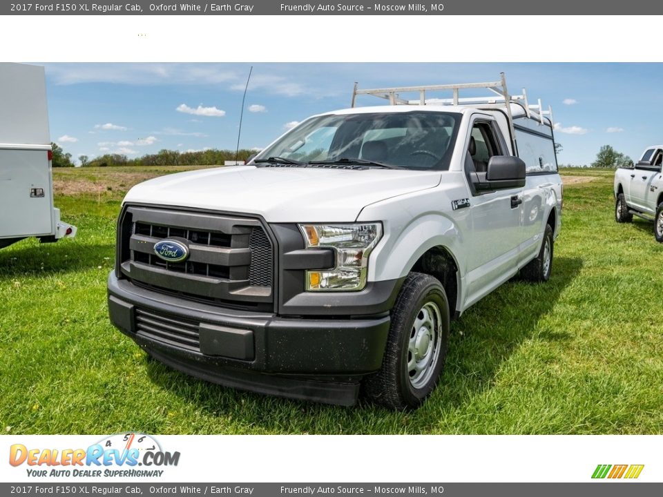 2017 Ford F150 XL Regular Cab Oxford White / Earth Gray Photo #8