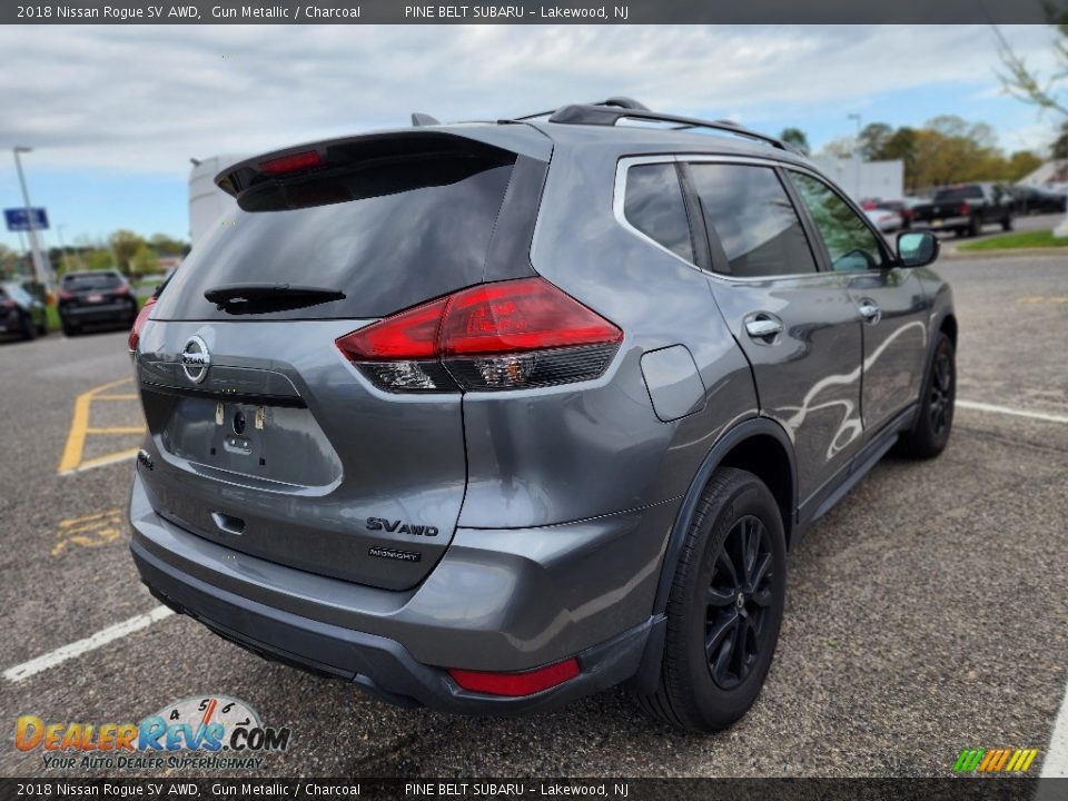 2018 Nissan Rogue SV AWD Gun Metallic / Charcoal Photo #3