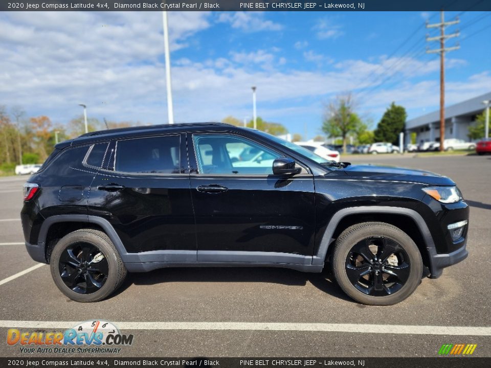 Diamond Black Crystal Pearl 2020 Jeep Compass Latitude 4x4 Photo #3