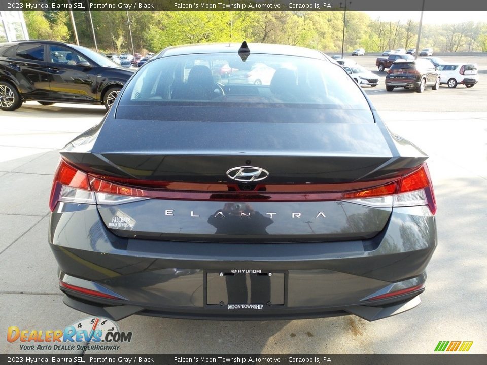 2023 Hyundai Elantra SEL Portofino Gray / Black Photo #3