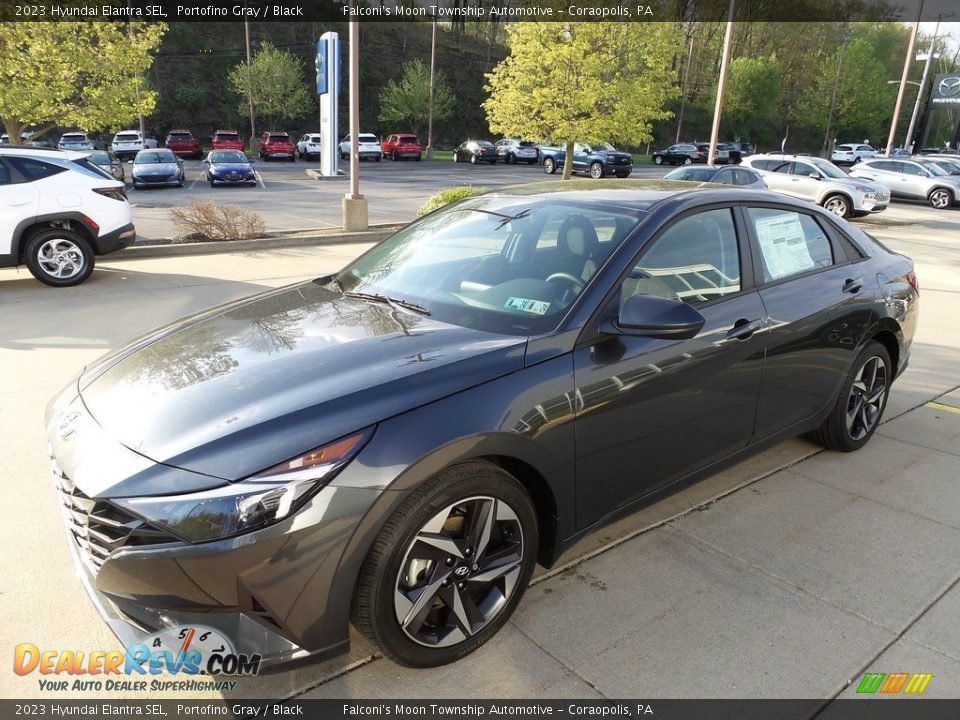 2023 Hyundai Elantra SEL Portofino Gray / Black Photo #6