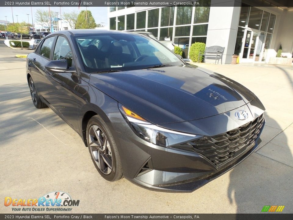 2023 Hyundai Elantra SEL Portofino Gray / Black Photo #8