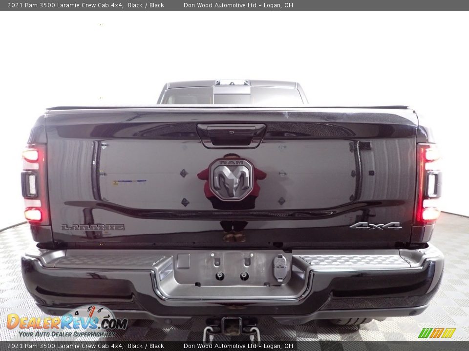2021 Ram 3500 Laramie Crew Cab 4x4 Black / Black Photo #10