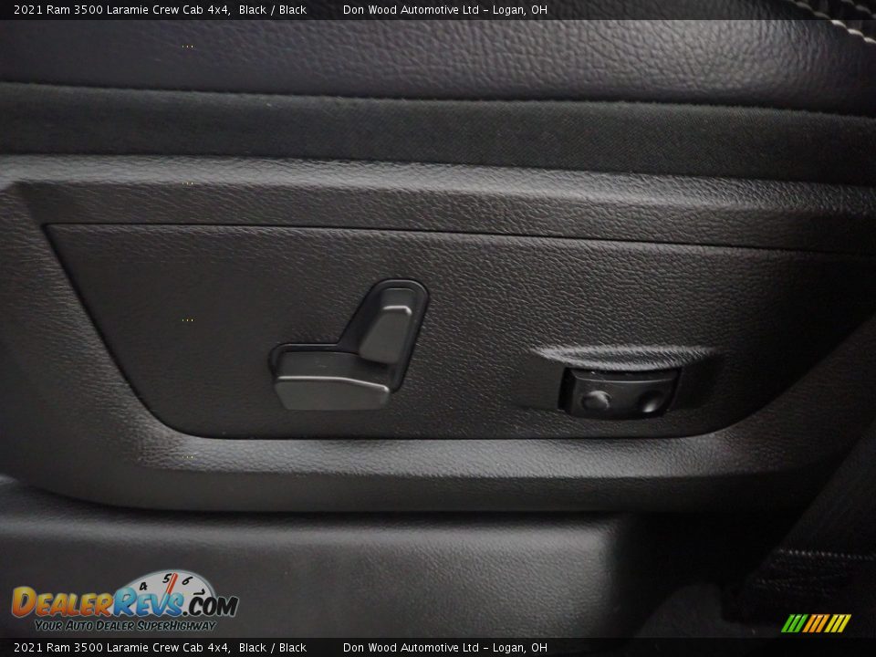 2021 Ram 3500 Laramie Crew Cab 4x4 Black / Black Photo #16