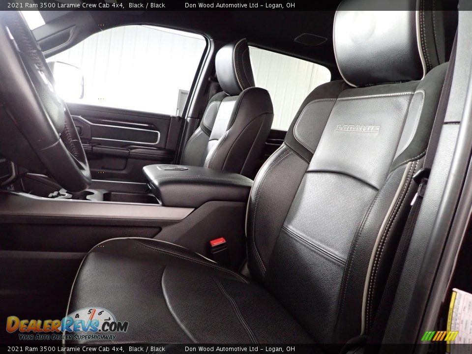 2021 Ram 3500 Laramie Crew Cab 4x4 Black / Black Photo #17