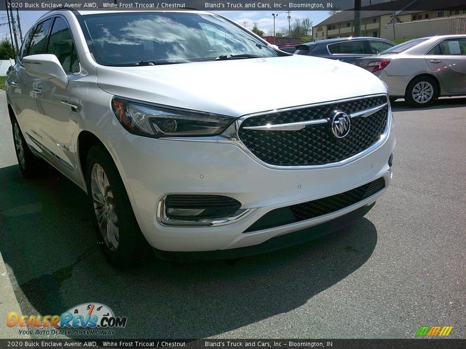 2020 Buick Enclave Avenir AWD White Frost Tricoat / Chestnut Photo #11