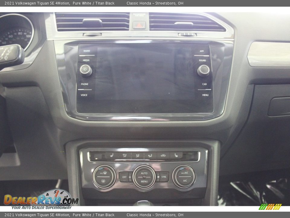 2021 Volkswagen Tiguan SE 4Motion Pure White / Titan Black Photo #20