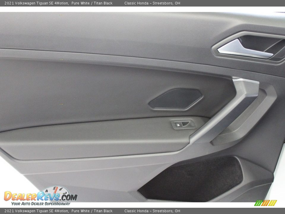 2021 Volkswagen Tiguan SE 4Motion Pure White / Titan Black Photo #28