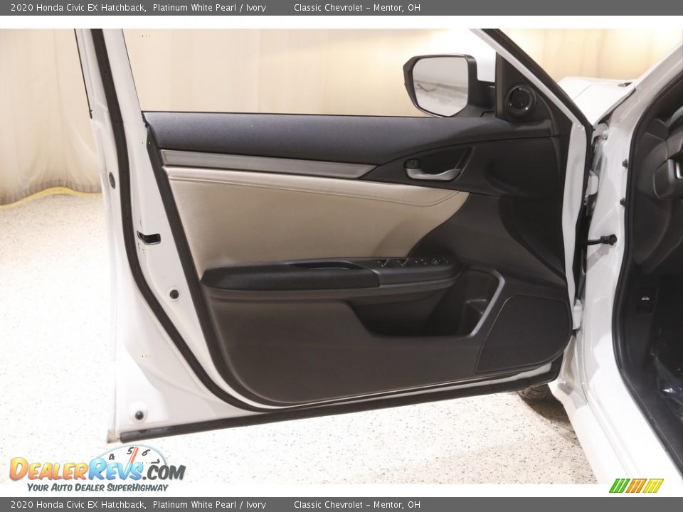 2020 Honda Civic EX Hatchback Platinum White Pearl / Ivory Photo #4