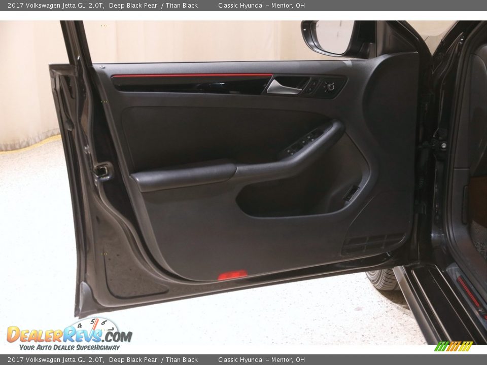 Door Panel of 2017 Volkswagen Jetta GLI 2.0T Photo #4