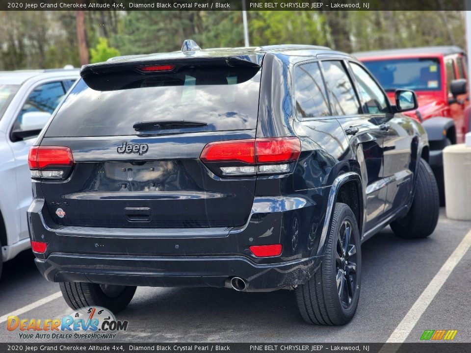 2020 Jeep Grand Cherokee Altitude 4x4 Diamond Black Crystal Pearl / Black Photo #4