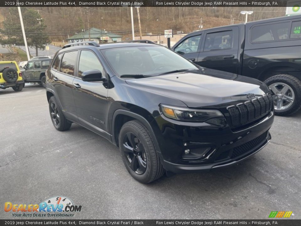 2019 Jeep Cherokee Latitude Plus 4x4 Diamond Black Crystal Pearl / Black Photo #3