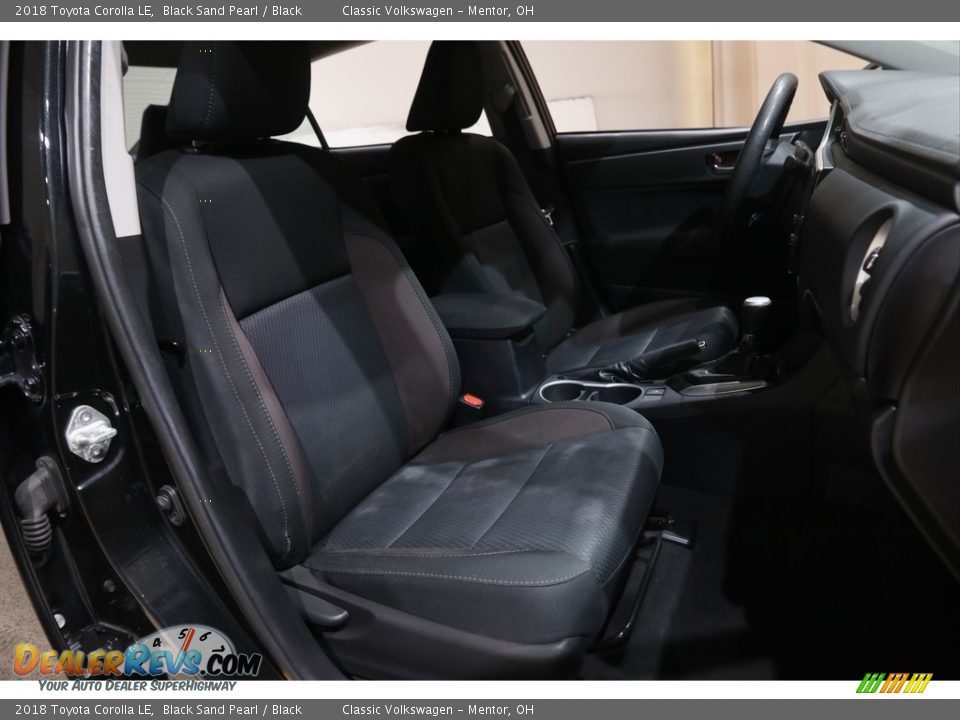 2018 Toyota Corolla LE Black Sand Pearl / Black Photo #15