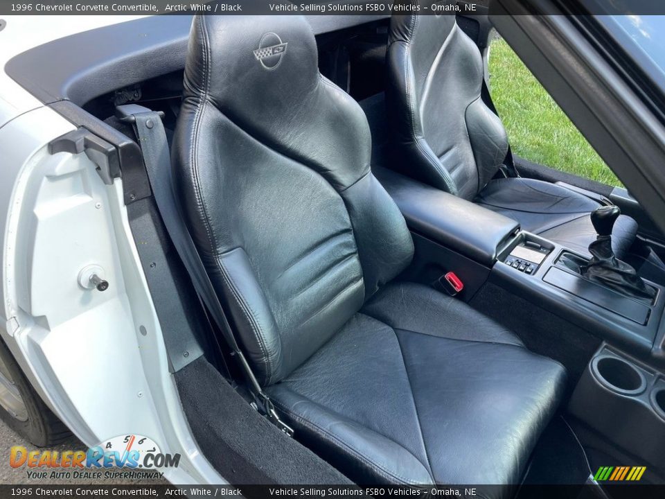 1996 Chevrolet Corvette Convertible Arctic White / Black Photo #4